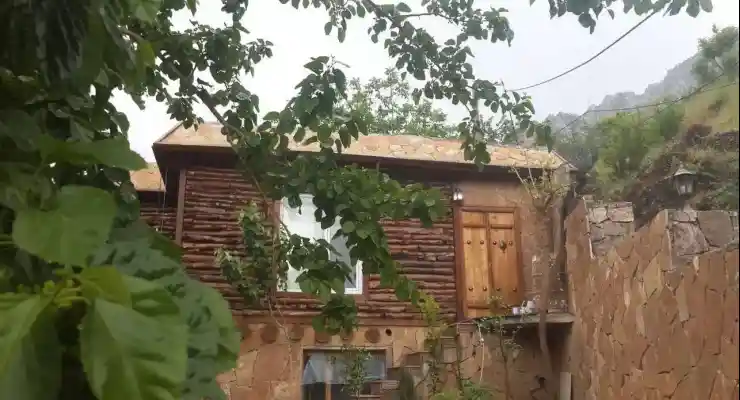 اقامتگاه بومگردی کازیوه