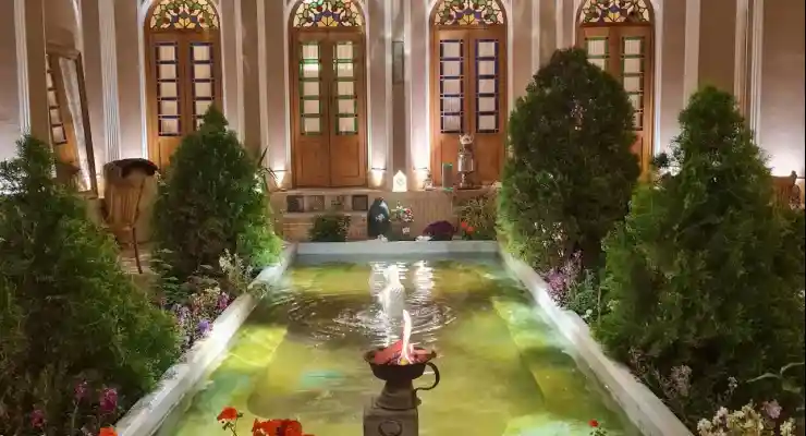 بوتیک هتل خانه مارکار