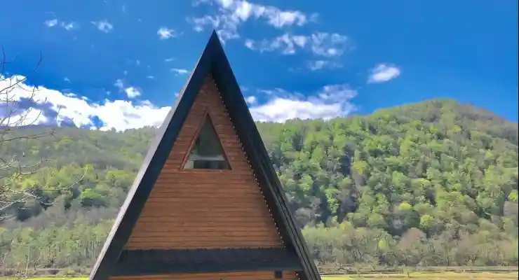 اقامتگاه بومگردی اوپه