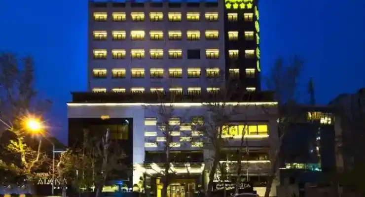 اقامتگاه بومگردی آتانا تهران