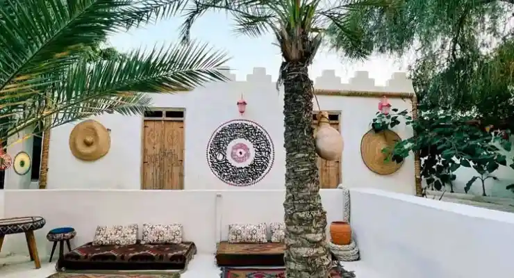 اقامتگاه بومگردی قبیله سرخ آبی