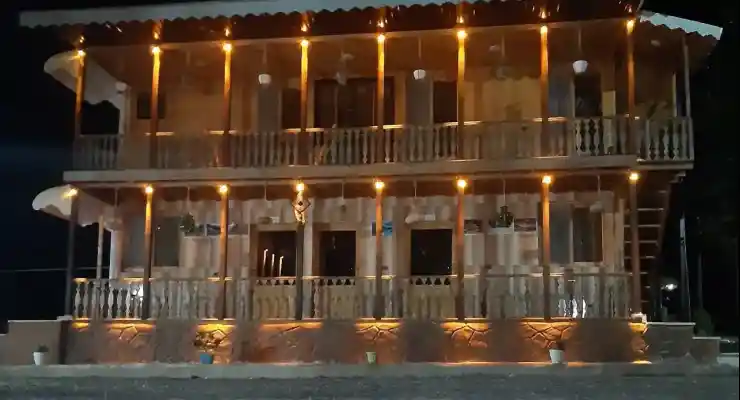 اقامتگاه بومگردی لی لی پوت