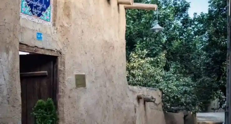 اقامتگاه بومگردی آوردگاه