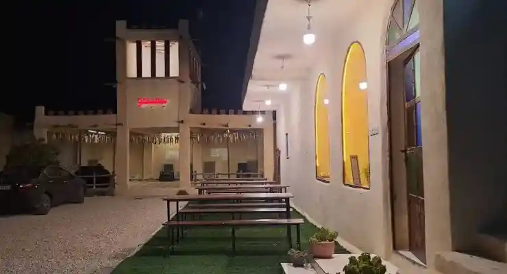 اقامتگاه بومگردی سمسمو