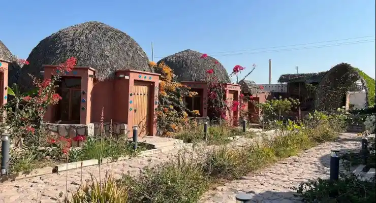 اقامتگاه بومگردی سرای آرین