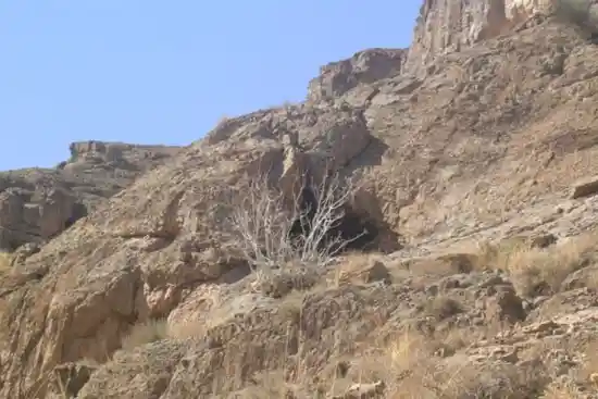 غار سیخوران