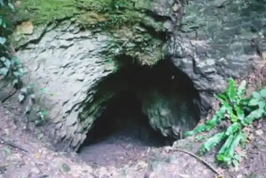 غار باد لک لک