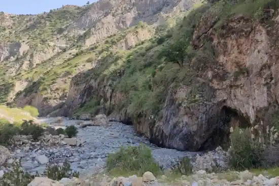 تنگه کموتر لون