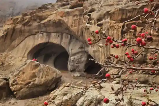 غار قوشا هوکول