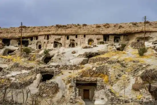 روستای صخره‌ای میمند