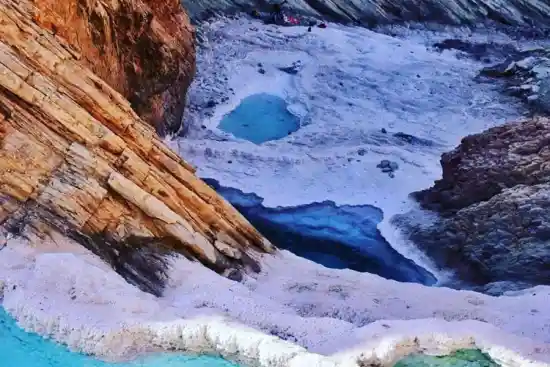 استخر نمکی انگوران