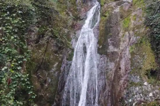 آبشار عباس آرام