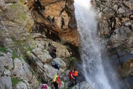 آبشار درگا گاوی