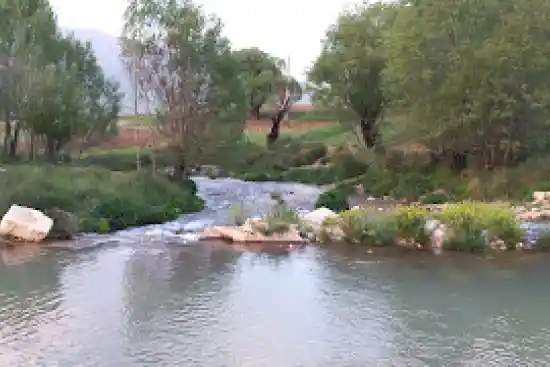 چشمه سرداب غلام آباد