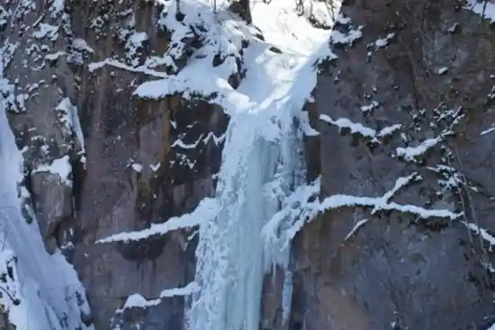 آبشار خشکیدره-1