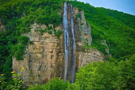 آبشار نازکرو