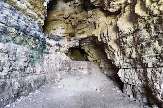 غار هوتو و کمربند