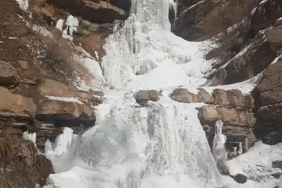 آبشار ابرسج