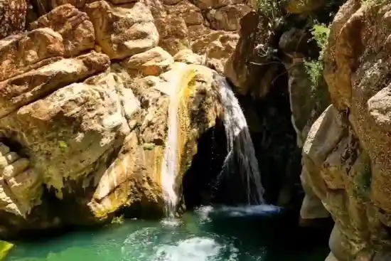 آبشار کموترلو