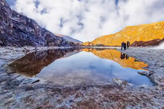 گنبد نمکی قم