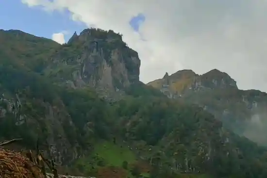 قله اسپیناس