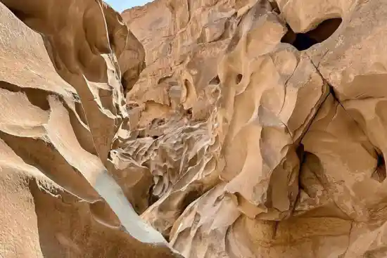 تنگه چاهکوه