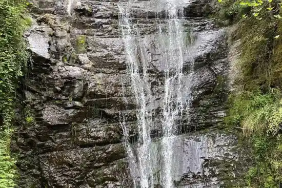 آبشار بوجورا