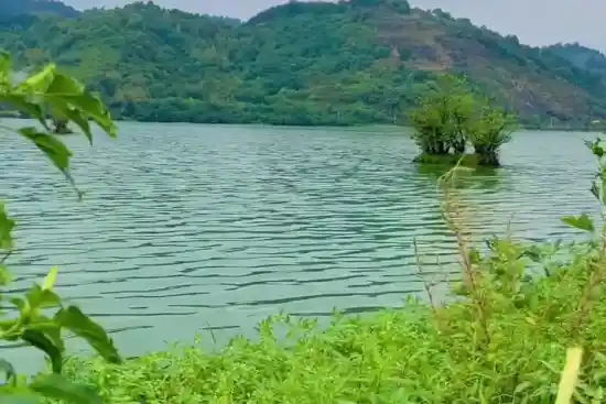 تالاب استیل