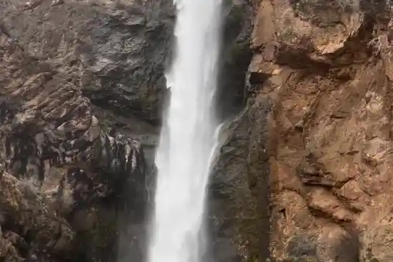 آبشار بهرام بیگی