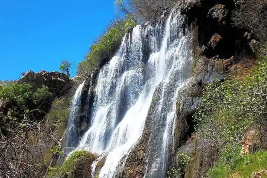 آبشار تختان