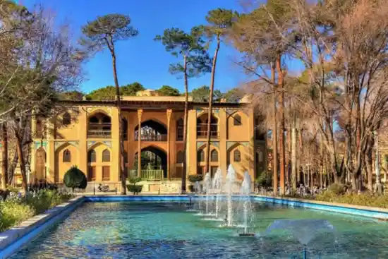 کاخ هشت ‌بهشت