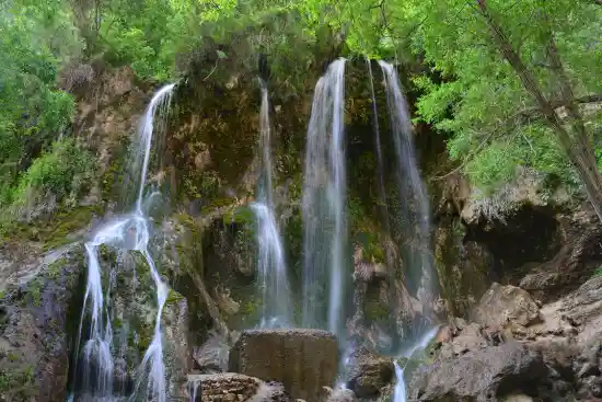 آبشار اخلمد